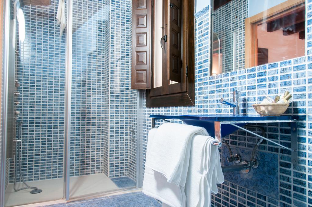 Hotel Rural Princesa Kristina Covarrubias Szoba fotó